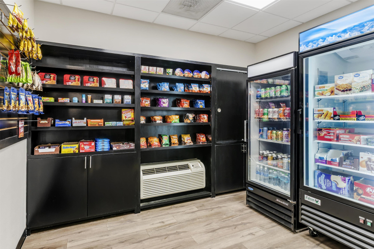 Food & Drinks 5, Best Western Plus JFK Inn & Suites, Pulaski