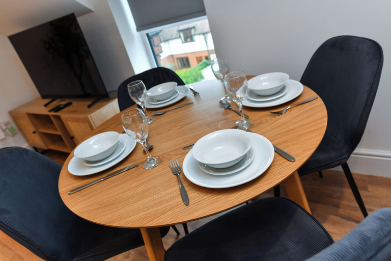 Others 4, Dovecote Lane Suites, Nottinghamshire