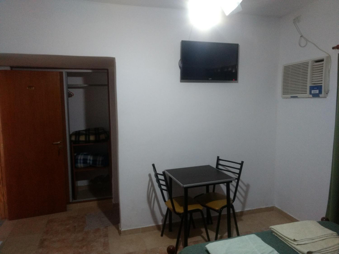 Others 3, Hotel Las Moras, Capital