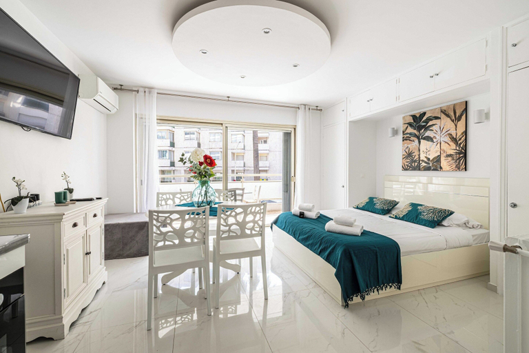 Room 4, Charming Studio - AC - 2P- Croisette Plage, Alpes-Maritimes