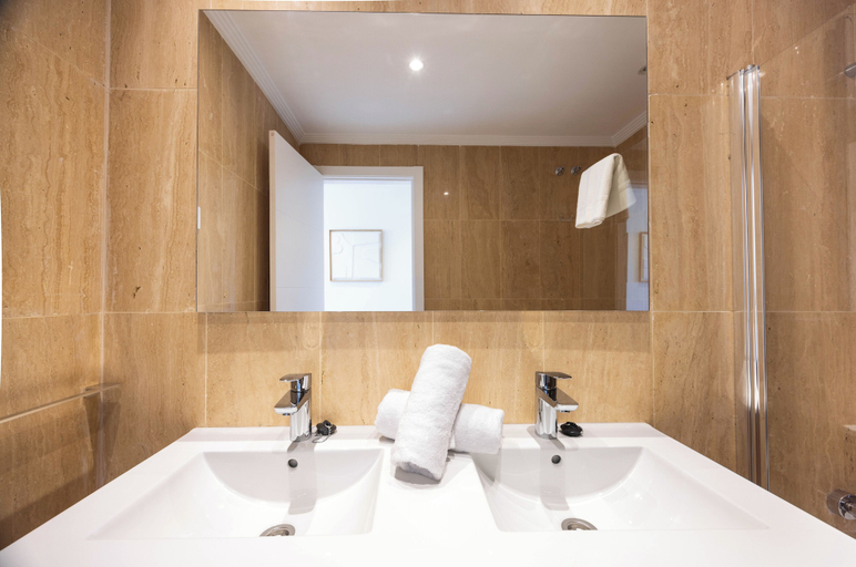 Bathroom 3, Palm & Sea apartment, Murcia