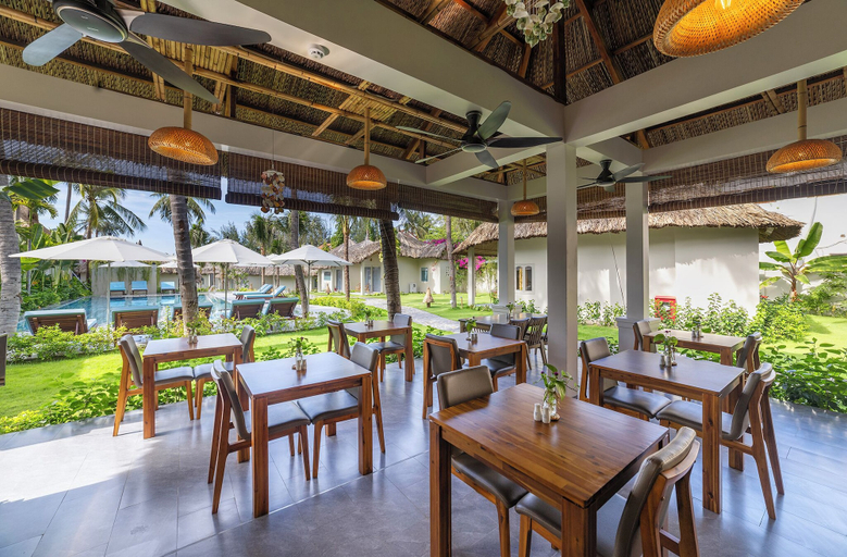 Food & Drinks 5, Coco Cottage Beachfront Resort, Phan Thiết