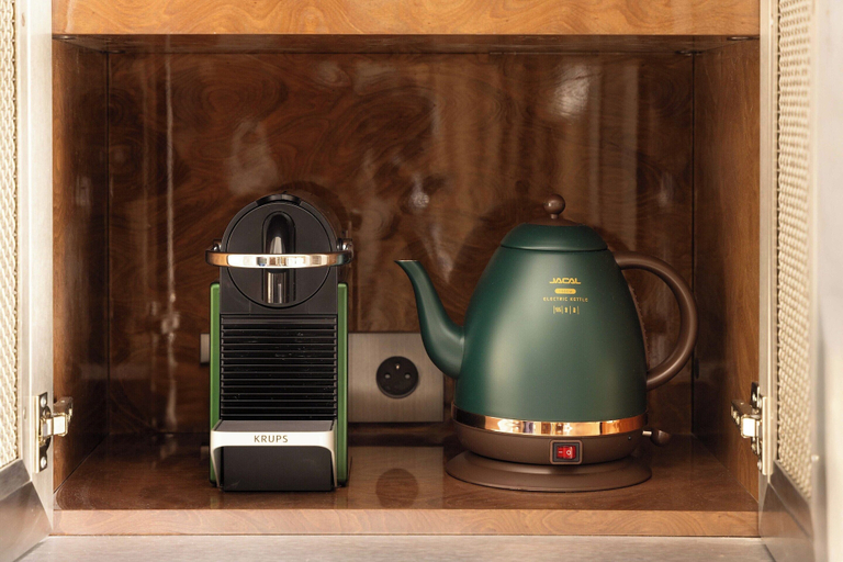 Coffee and/or coffee maker, Bourgogne Hostel - Room 01 PRM - 2P - Invalides, Paris