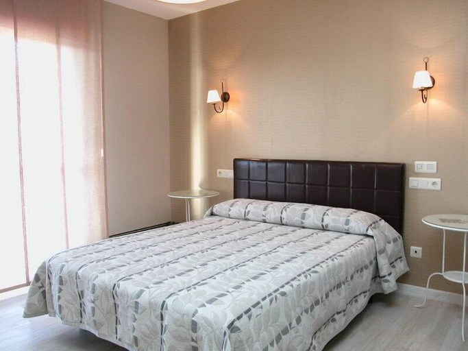 Bedroom 3, Hotel Ronsel, Pontevedra