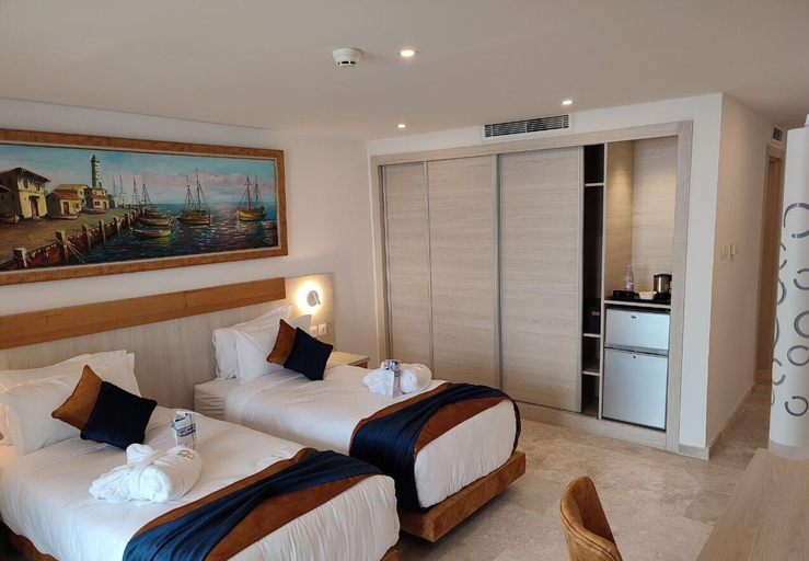 Bedroom 2, Les Sables D Or, Zeralda