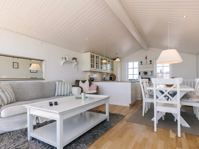 Others 4, Beachfront Beauty in Hasmark, Nordfyns
