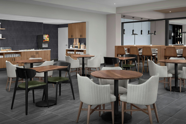 Food & Drinks 5, Residence Inn by Marriott Seattle Northgate Station, Seattle
