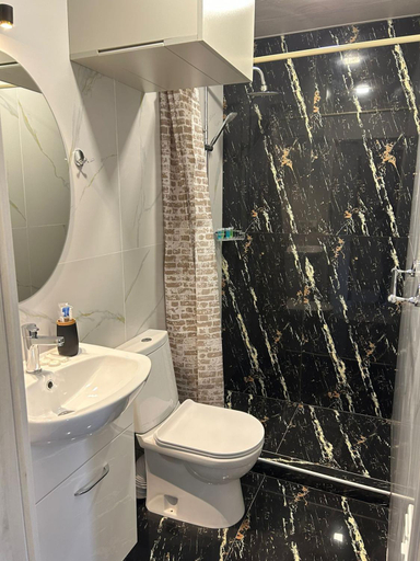 Bathroom 3, WaterFall Hotel