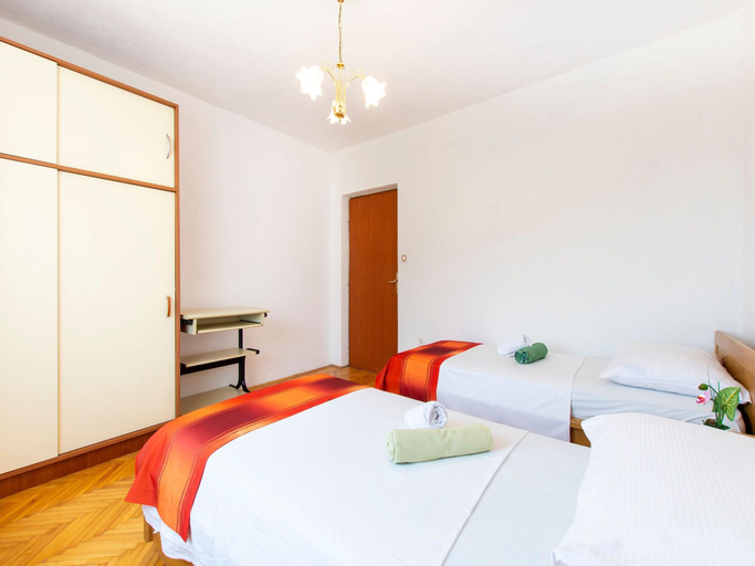 Bedroom 2, Amazing apartment in Unknown w/ , Starigrad