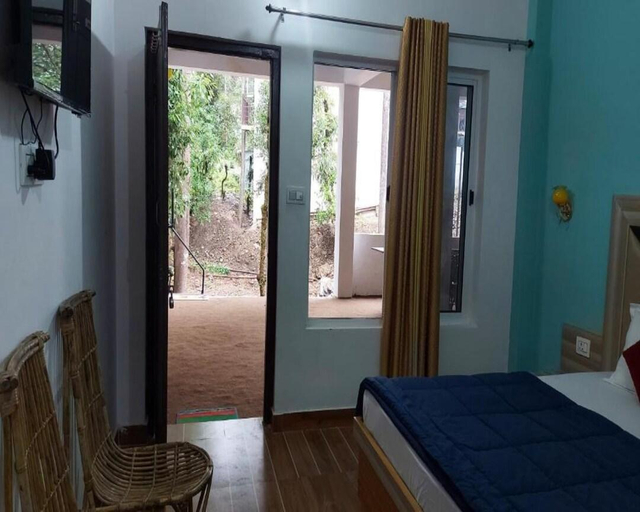 Bedroom, Highlanders Cafe Stay, Dehradun