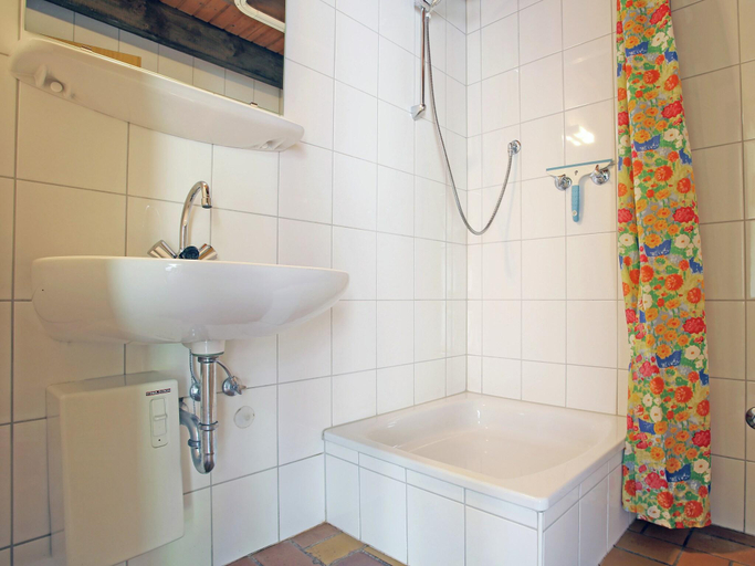 Bathroom 3, Ferienhaus mit herrlicher Aussicht, Hochsauerlandkreis