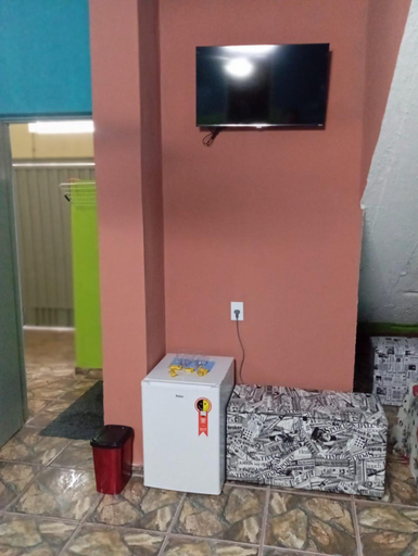 Others 4, Quarto, garagem, portao automatico, banheiro, wi-fi, tv, frigobar e ventilador de teto, Aparecida
