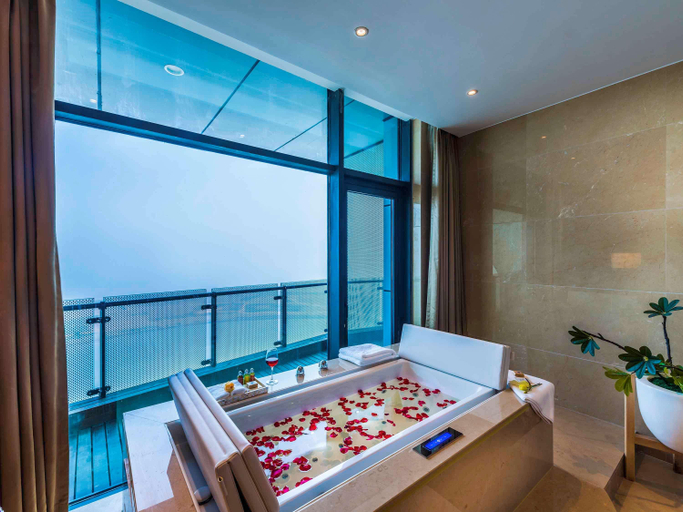 Bedroom 3, Grand Mercure Qingdao Qinglong, Qingdao