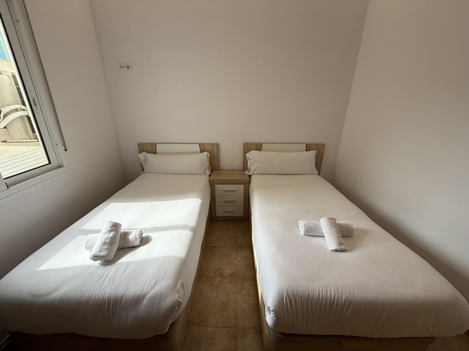 Room 3, Uncibay Square in Malaga, Málaga