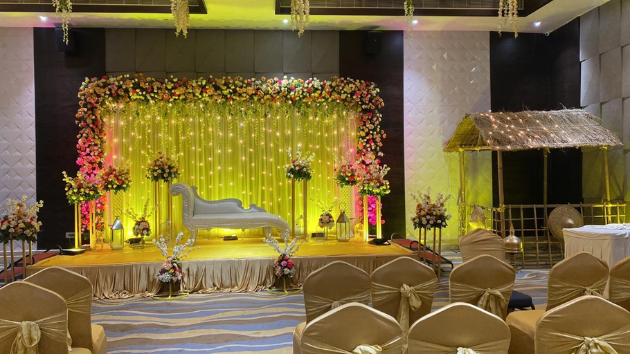Others 4, The Hotel Palacio, Kamrup Metropolitan