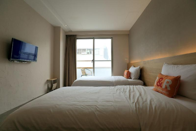 Bedroom 2, 100m from the Station Homestay | Elevator with Parking Lot, Hualien