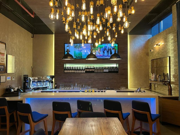 Food & Drinks 5, 42 Hotel, New York
