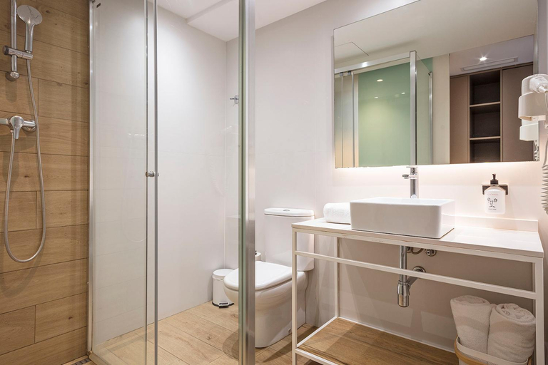 Bathroom 4, BCN Montjuic Hotel, Barcelona