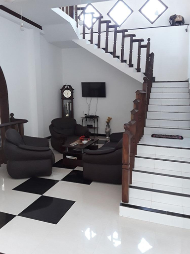 Others 4, Darshani Hikka Villa, Hikkaduwa