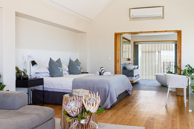 Bedroom 3, Strandloper Ocean Boutique Hotel, West Coast