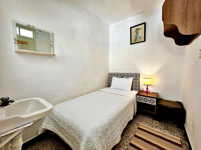 Bedroom 3, Hotel Paris, Sousse Médina