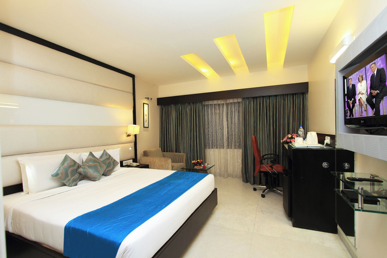 Bedroom 2, THE LUXANT HOTEL, Bangalore