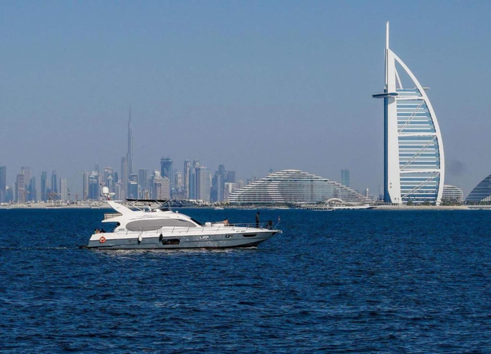 View from property 3, Luxe 2BR by Dubai Mall Gym/pool by Belvilla, Dubai