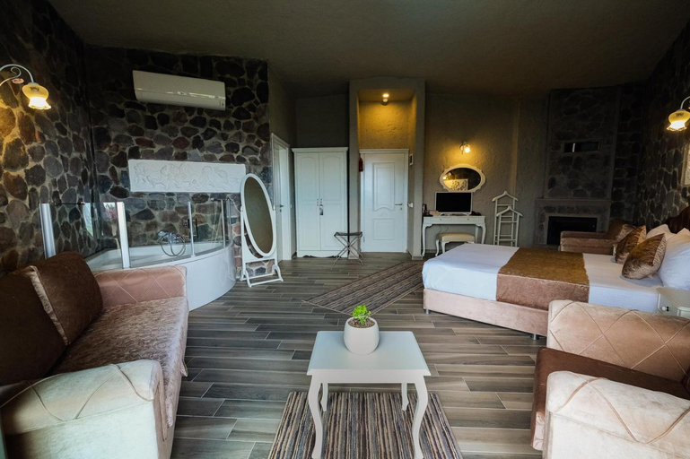 Bedroom 3, Assos Alis Farm Boutique Hotel & Spa, Ayvacık