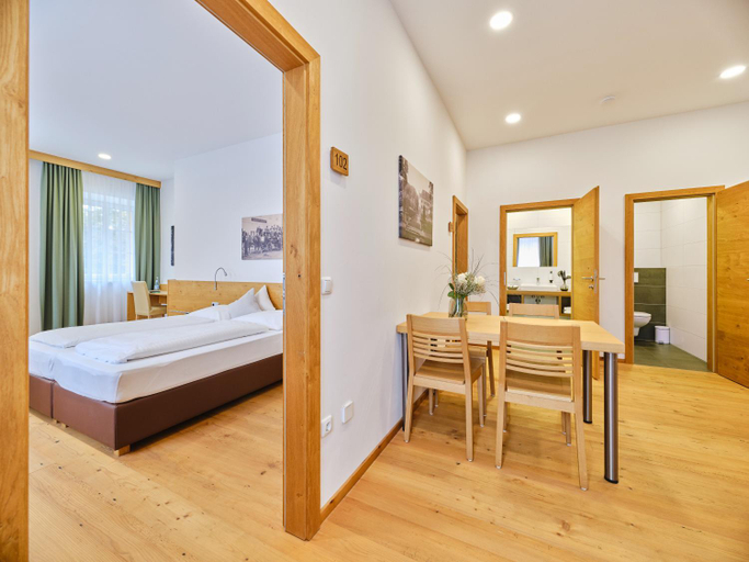 Bedroom 3, Hofwirthotel, Ried im Innkreis