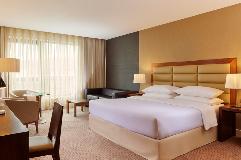 Bedroom 3, Sheraton Athlone Hotel