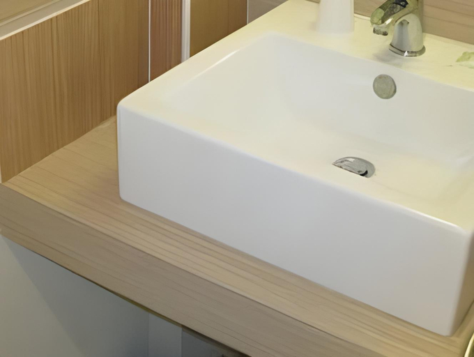 Bathroom 2, Le Minotel, Ille-et-Vilaine