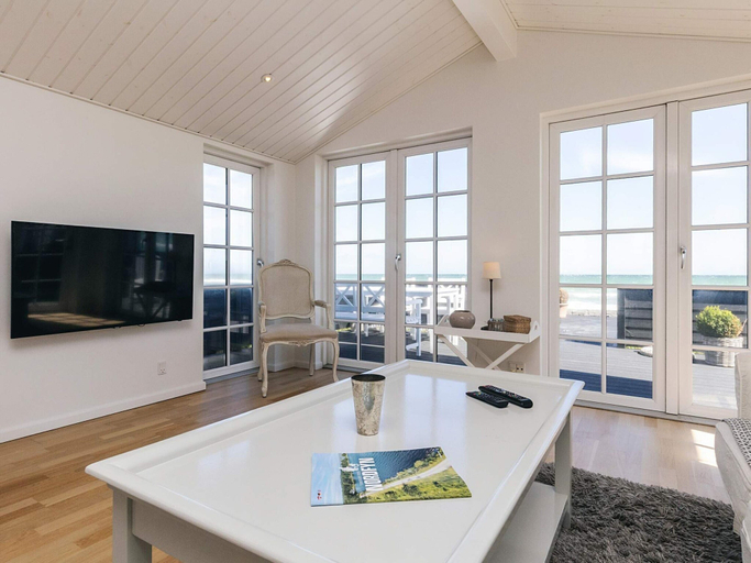 Others 5, Beachfront Beauty in Hasmark, Nordfyns
