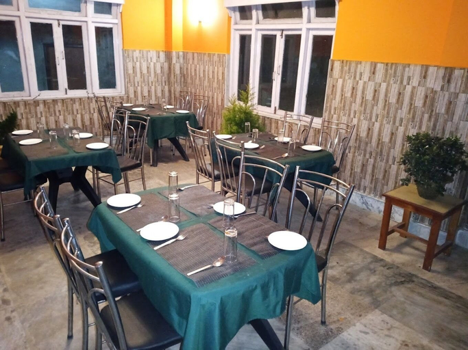 Food & Drinks, Hotel Valley View by Ravongla Star, West Sikkim