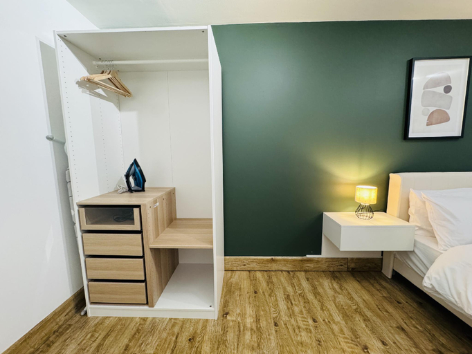 Bedroom 2, The Edge FT5, London
