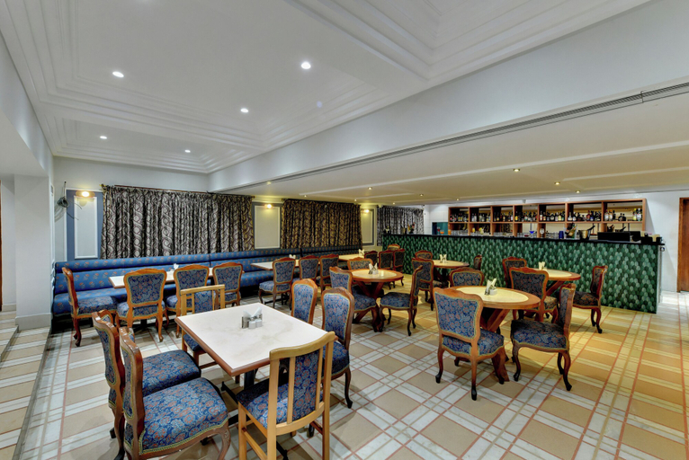 Food & Drinks 5, THE LUXANT HOTEL, Bangalore