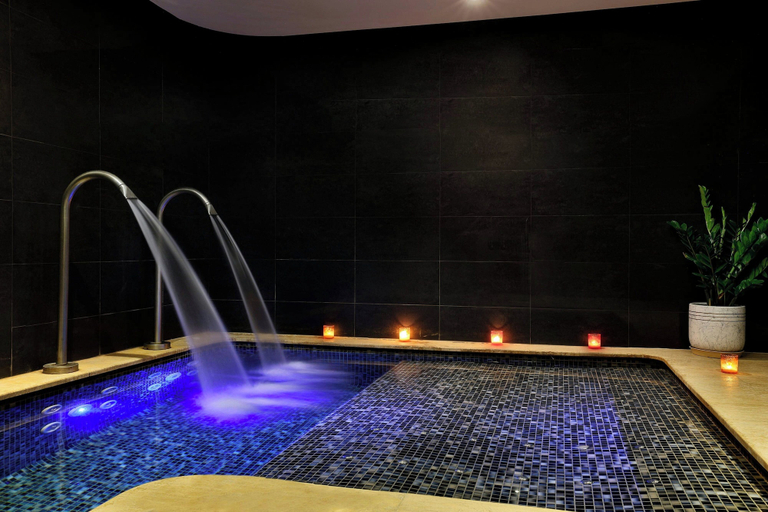 Sport & Beauty 2, Sheraton Sharjah Beach Resort & Spa, Sharjah City