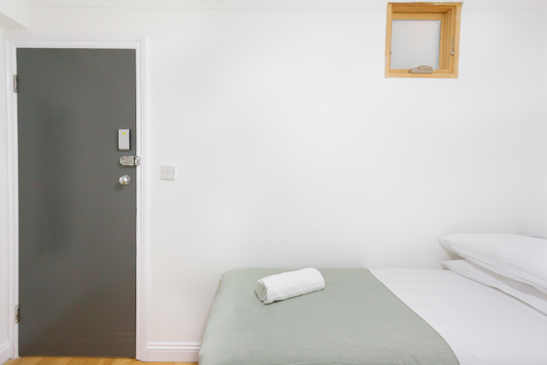 Bedroom 3, Euston Budget Apartment and Rooms, London