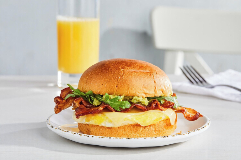 Food & Drinks 5, Courtyard by Marriott Baltimore Downtown/McHenry Row, Baltimore