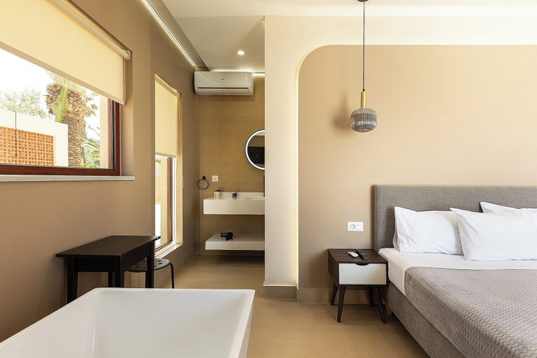 Bedroom 2, La Palma Beachfront Suites, Crete