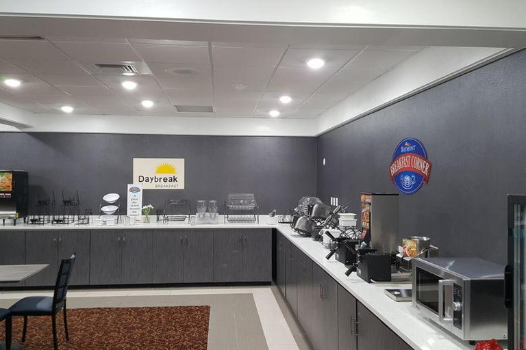 Food & Drinks 5, Days Inn & Suites Grand Rapids Near Downtown, Kent