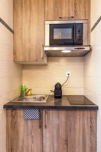 Private kitchen 3, Cosy and Modern Flat - AC- 1br-4p- Geneva, Genève
