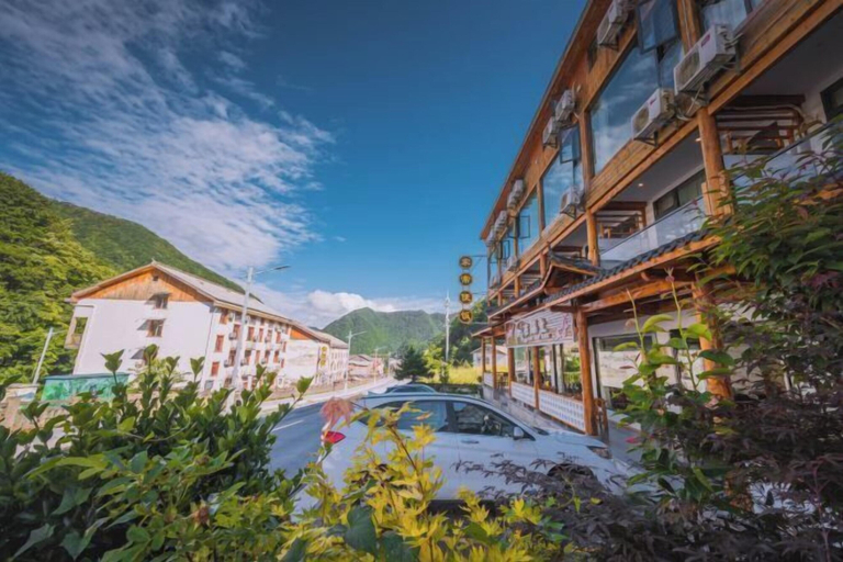 Exterior & Views 2, Shennongjia Zailu Hotel (Dajiuhu Pingqian Ancient Town), Shennongjia