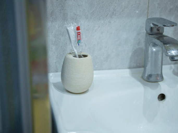 Bathroom 3, Cozy Studio In The Historical Center Of Tbilisi , Tbilisi