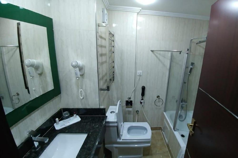 Bathroom 3, HOTEL SOLTANE, Kouba
