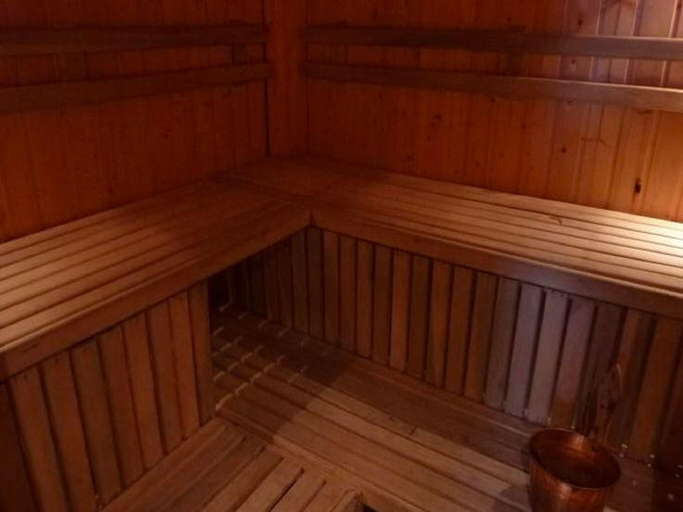 Others 5, Elegant Home with Sauna, Liège