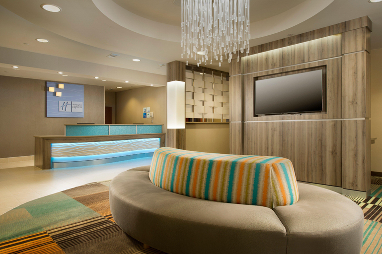 Public Area, Holiday Inn Express & Suites DFW AIRPORT - GRAPEVINE by IHG, Tarrant