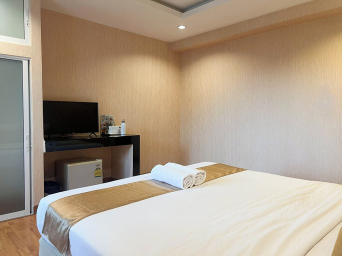Bedroom 8