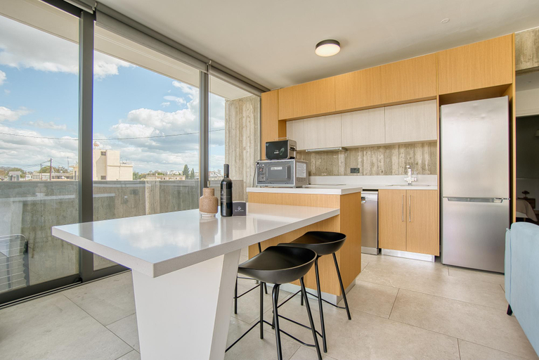 Others 5, Avenue 101 2 BED