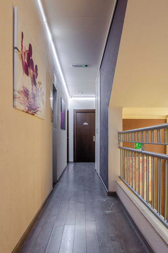 Interior 5, Hotel 3 Soothing Experience in Ventimiglia, Imperia