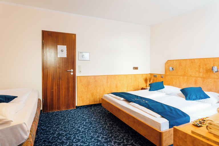 Bedroom 4, Steen's Hotel, Hamburg
